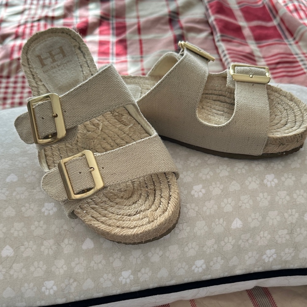 Ladies HauteHippie Tan Sandals- Worn Once